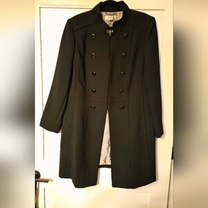 Elegant Tahari Black Double-Breasted Women's Long Suit Jacket